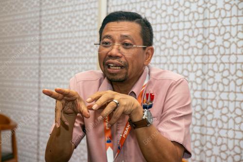 MOHD KHAIR NADIRON