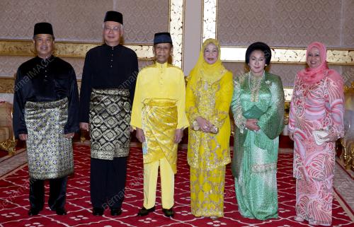 KL25_06052013_AGONG