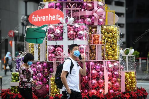 TINJAUAN HUJUNG MINGGU DAN PERSIAPAN HARI NATAL