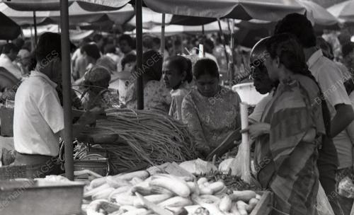 KL25_07012015_PENIAGA_PASAR