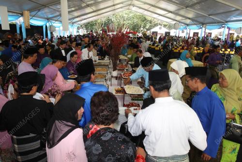 TUANKU MIZAN ZAINAL ABIDIN
