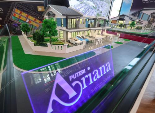 PROJEK PUTERI ARIANA