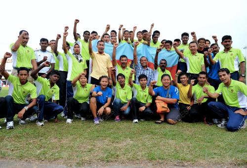 KL25_07102012_OLAHRAGA