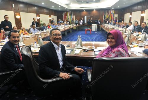 KL25_08112016_UMMAH