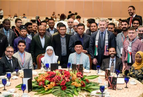 DATUK SERI DR WAN AZIZAH WAN ISMAIL