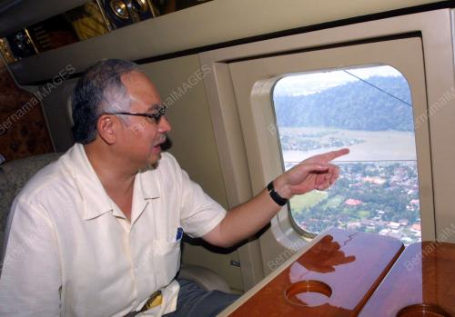 NAJIB TUN RAZAK