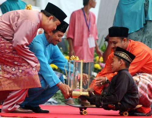 TUANKU MIZAN ZAINAL ABIDIN