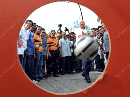 KL25_09062012_PM