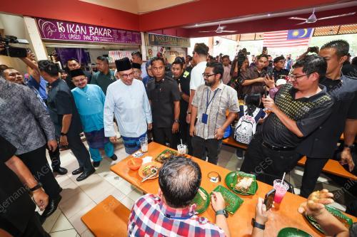 DATUK SERI ANWAR IBRAHIM
