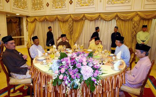 TUANKU MIZAN ZAINAL ABIDIN