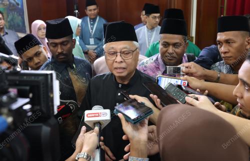 DATUK SERI ISMAIL SABRI YAAKOB