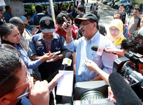 MANGSA TANAH RUNTUH