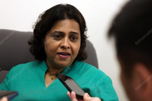 DR S SUNITHA
