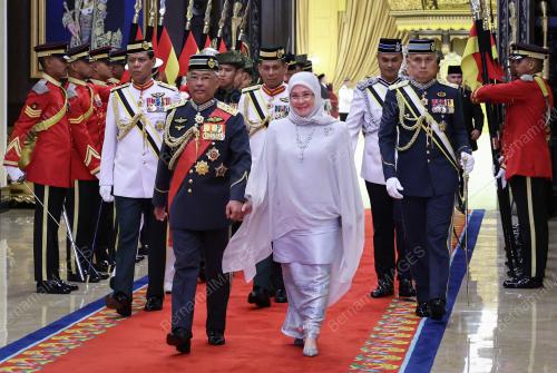 AL-SULTAN ABDULLAH RI'AYATUDDIN AL-MUSTAFA BILLAH SHAH