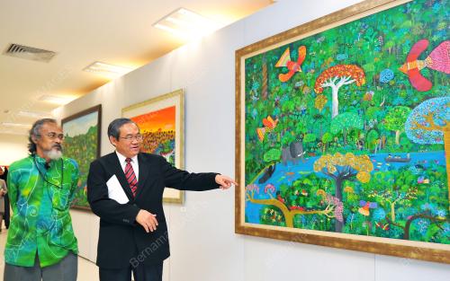 KL25_10022012_PAMERAN