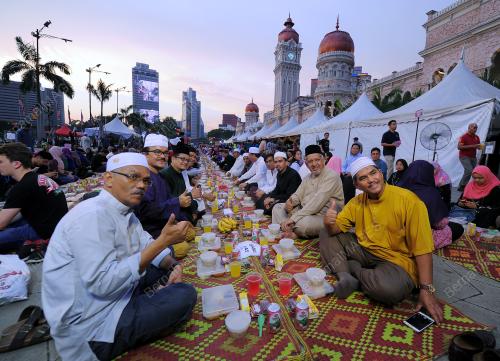 KL25_10062017_IFTARKL