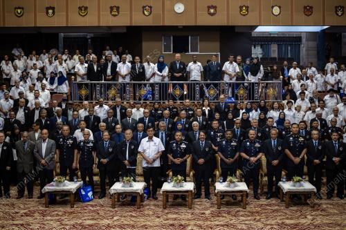 TAN SRI AYOB KHAN MYDIN PITCHAY