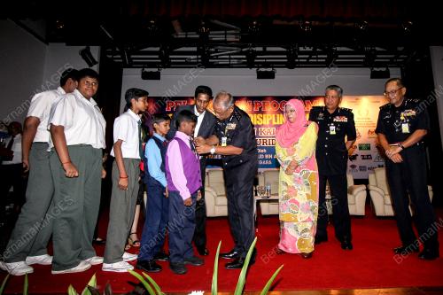 KL25_10082017_PELANCARAN_BN201708092367