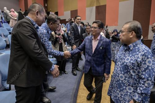 TAN SRI AZAM BAKI