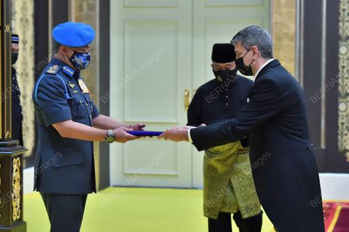 AL-SULTAN ABDULLAH RI'AYATUDDIN AL-MUSTAFA BILLAH SHAH