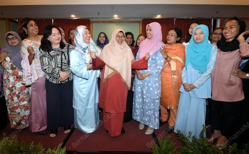 KL25_11012019_WANITA_BN201901097819