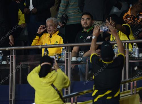 DATUK ISMAIL SABRI YAAKOB