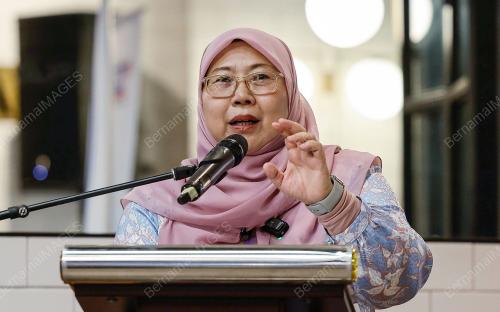 SENATOR FUZIAH SALLEH
