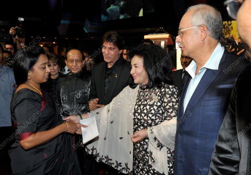 KL25_11112012_ARTIS5