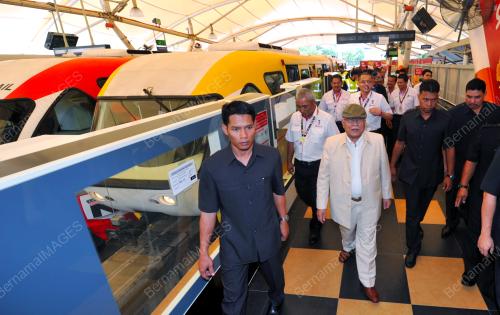 KL25_11112013_PRASARANA