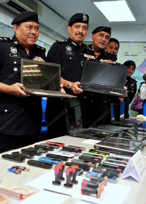 KL25_11122012_PC_POLIS3