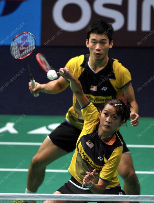 KL25_11122013_BWF