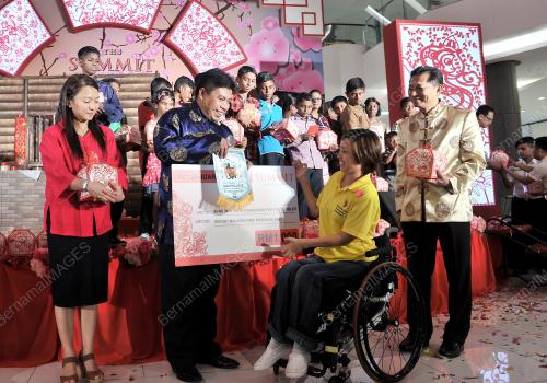 KL25_12012016_SUMMIT