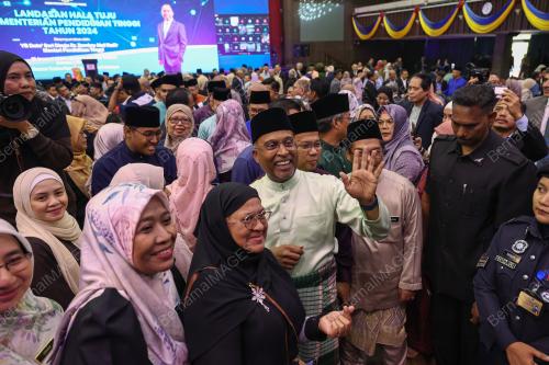 DATUK SERI DR ZAMBRY ABDUL KADIR