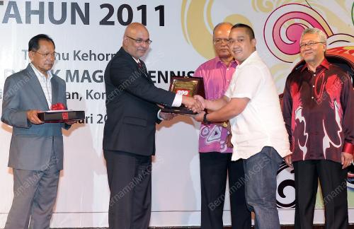 KL25_13012012_MERS999