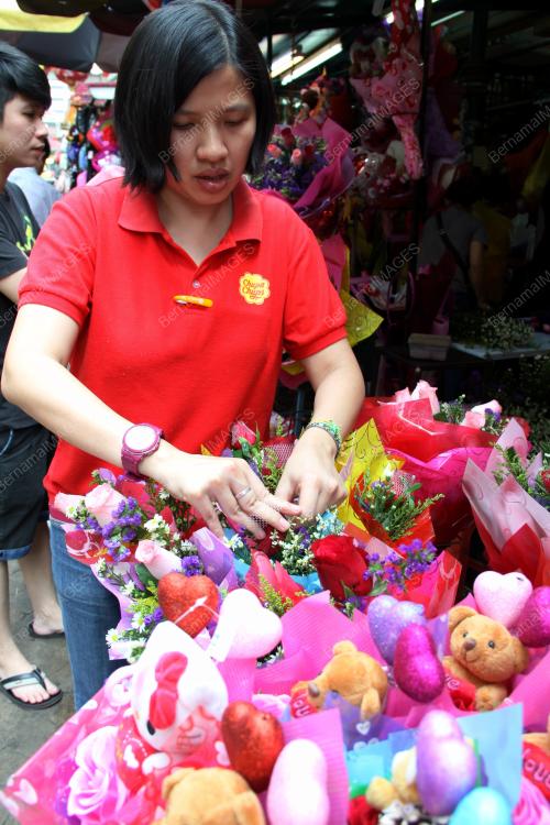 KL25_13022015_VALENTINE_DAY