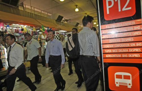 RAJA NONG CHIK RAJA ZAINAL ABIDIN