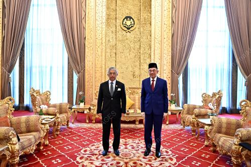 AL-SULTAN ABDULLAH RI'AYATUDDIN AL-MUSTAFA BILLAH SHAH