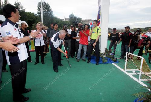 DATUK SERI NAJIB TUN ABDUL RAZAK
