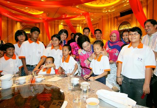 ROSMAH MANSOR