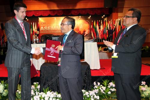 KL25_14052013_ASEMME