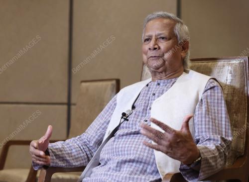 DR MUHAMMAD YUNUS