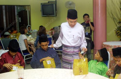 MOHD ANNUAR ZAINI
