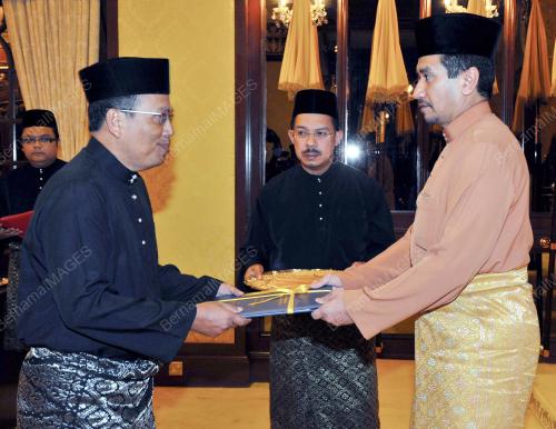 TUANKU MIZAN ZAINAL ABIDIN