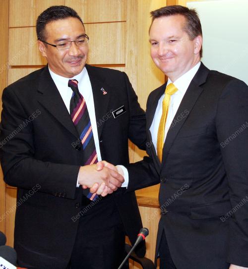DATUK SERI HISHAMMUDDIN TUN HUSSEIN