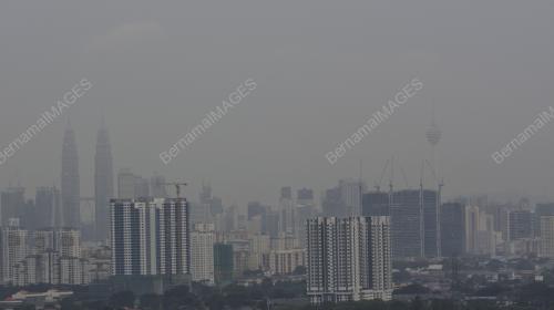 KL25_14112016_MENDUNG