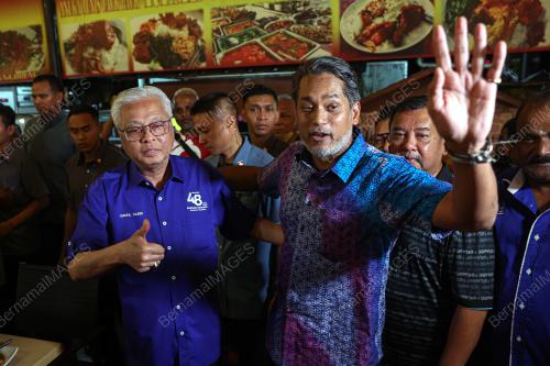 DATUK SERI ISMAIL SABRI YAAKOB