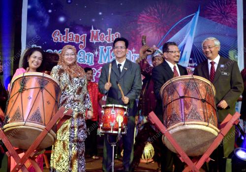 KL25_15052015_PELANCARAN