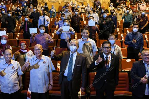 TAN SRI ANNUAR MUSA