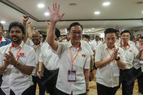 DATUK DR DOMINIC LAU HOE CHAI