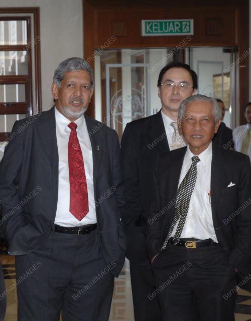 KES MAHKAMAH